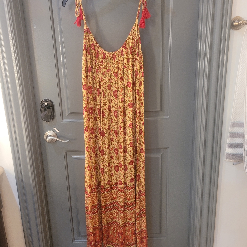 Long summer dress brand new - Picture 1 of 4